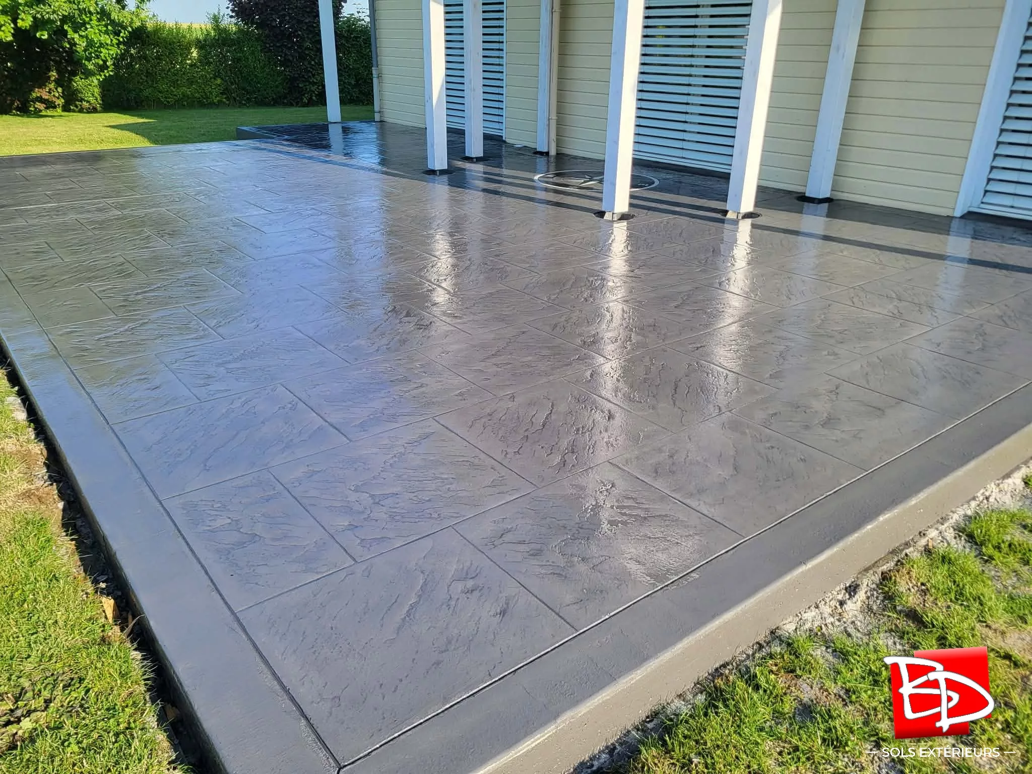 Terrasse Dalles 60x60 et bordure lisse